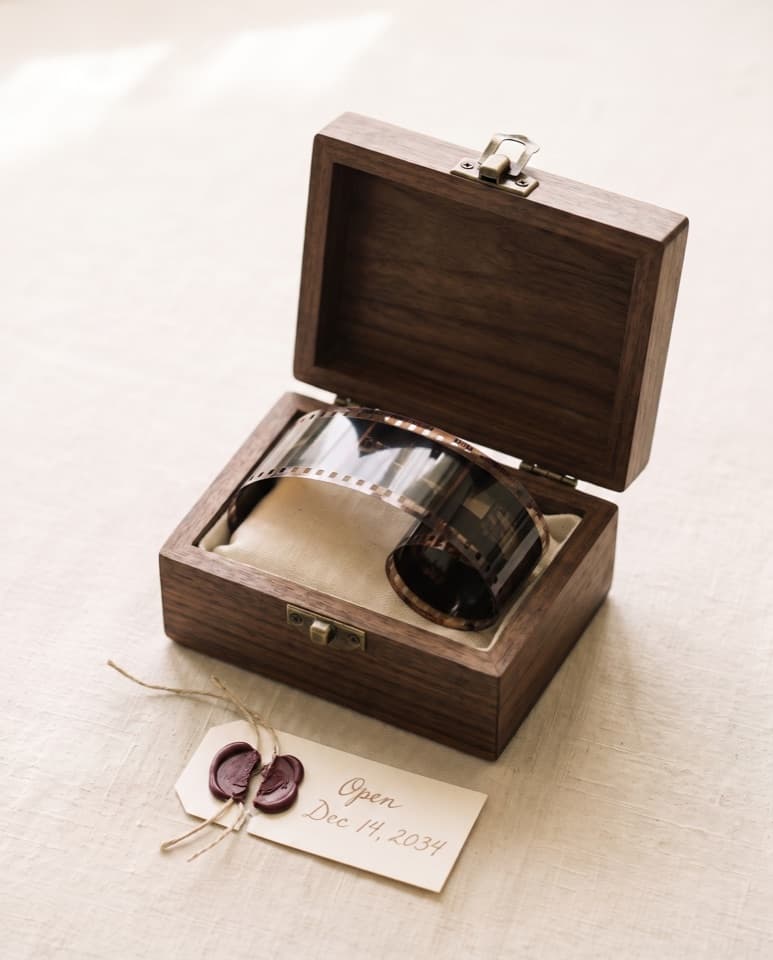 The box opened again, the tag with its wax seal broken lying in front of it